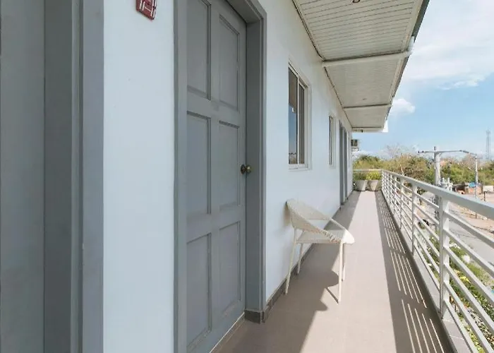 Hotel Reddoorz @ Fat J Apartelle Mactan Lapu-Lapu City