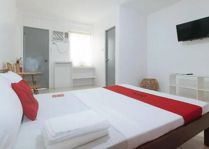 Reddoorz @ Fat J Apartelle Mactan *